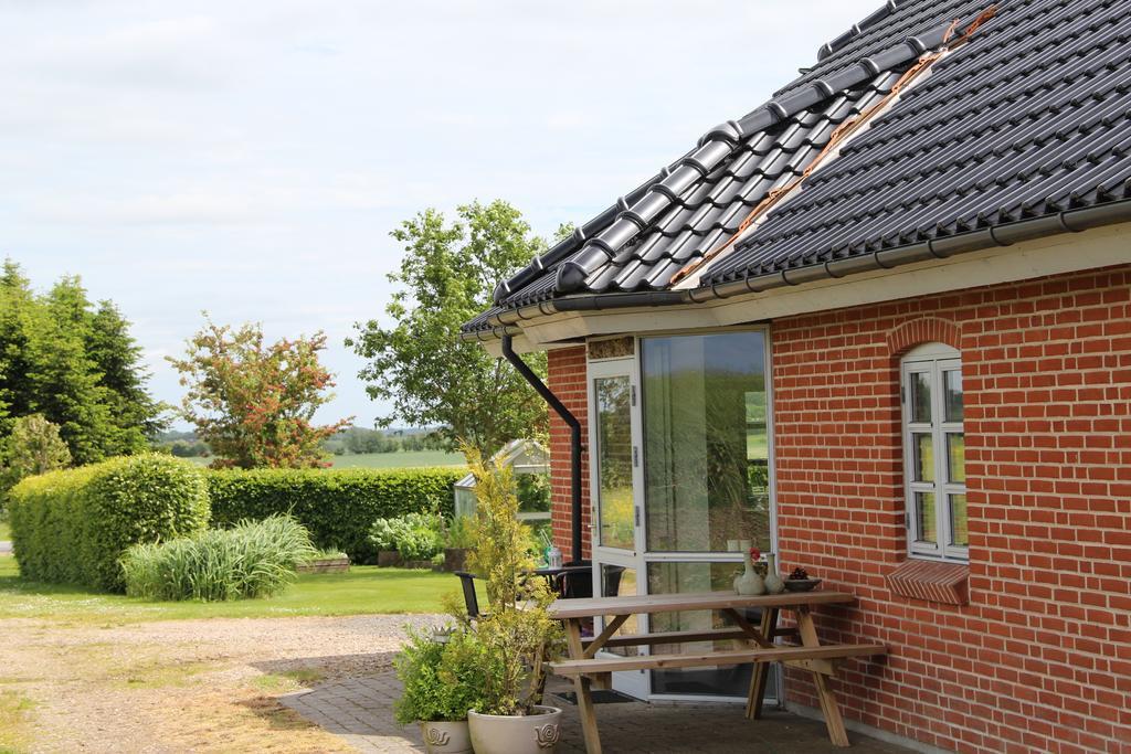 Skelgaard Ferielejlighed Apartamento Jelling Quarto foto